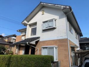 周南市U様邸の外壁塗装施工前
